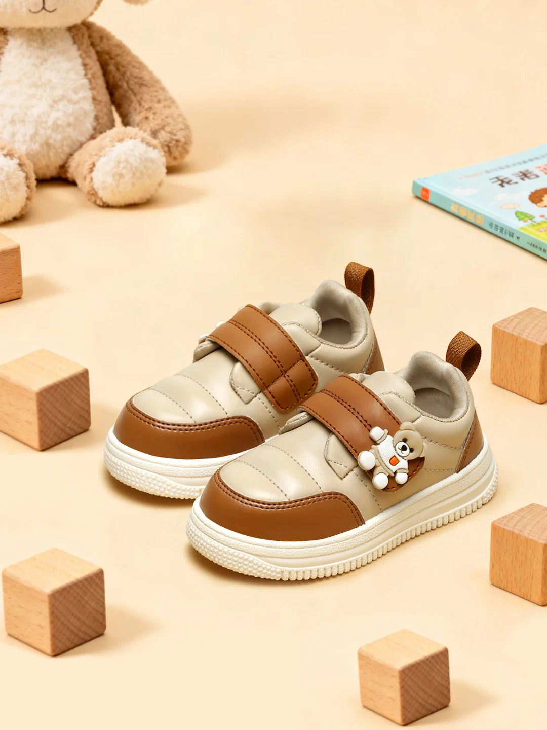 COZY Lace-Free Sneakers - Brown (photo 1)
