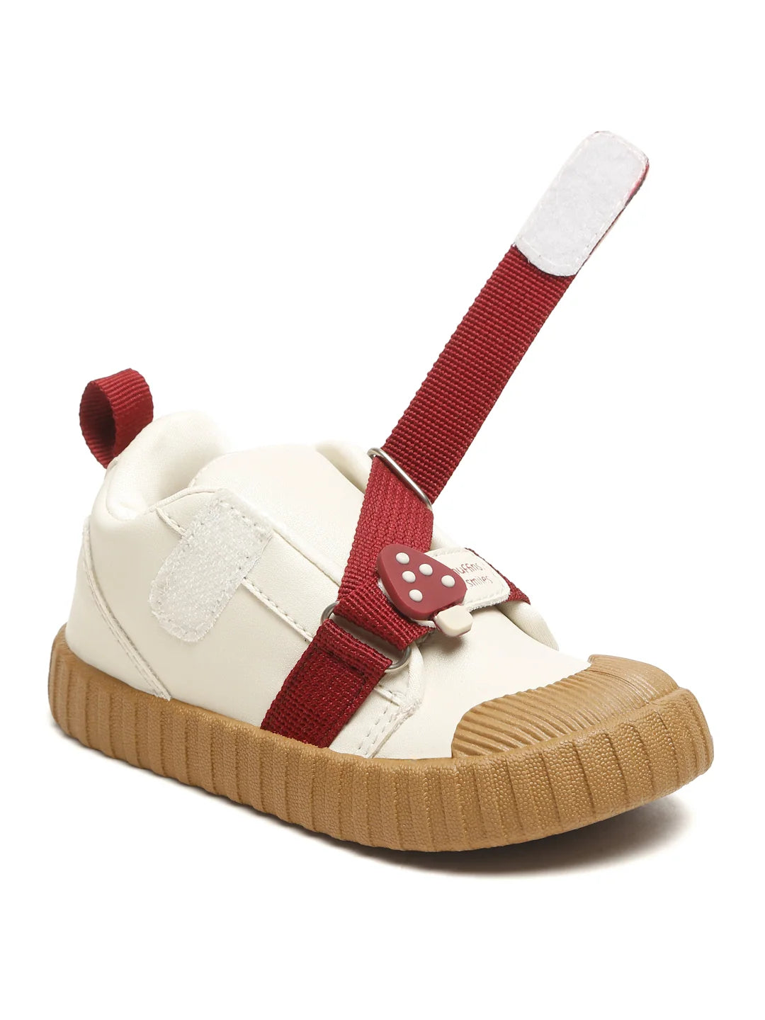 Red-Velvet Muffin Sneakers (photo 3)
